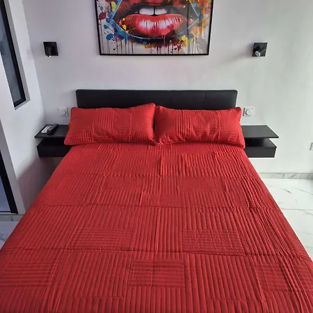 Heliopolis E4 - 3 Personnes * אגדה