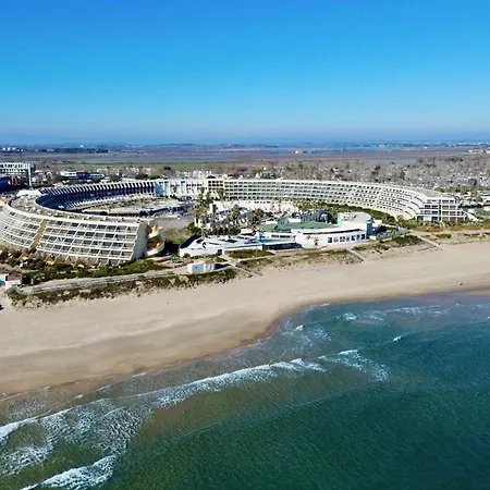 Heliopolis E4 - 3 Personnes *